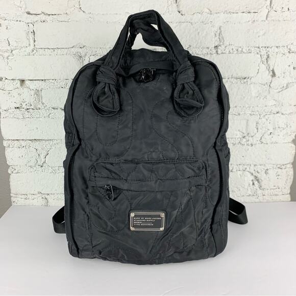 Marc Jacobs Black Quilted Nylon Bow Workwear Standard Supply Backpack main image 4